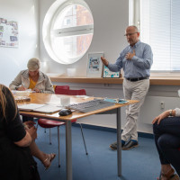 Laborbesuch Landtagsabgeordnete Sahra Damus: Foto 1